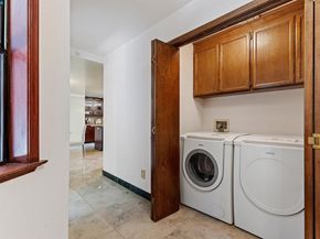 39 Mira Loma Rd, Orinda CA 94563