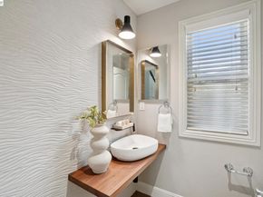 130 Arundel Dr, Hayward CA 94542