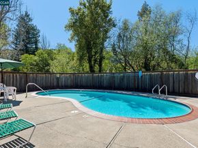 809 Villa Lane 2, Moraga CA 94566