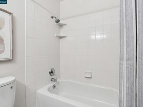 809 Villa Lane 2, Moraga CA 94566