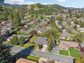 132 Whitethorne Dr, Moraga CA 94556