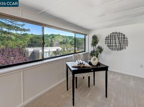 1150 Canyonwood Ct 1, Walnut Creek CA 94595