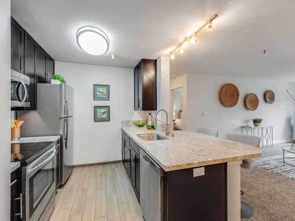 6400 Christie Ave 2215, Emeryville CA 94608