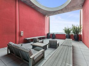 311 Oak St 720, Oakland CA 94607