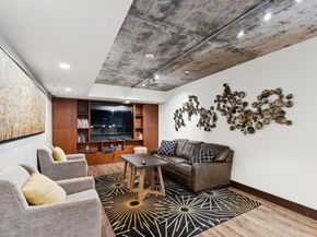 311 Oak St 720, Oakland CA 94607