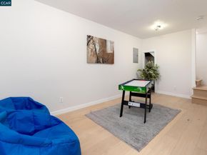 1515 Hampel St, Oakland CA 94602