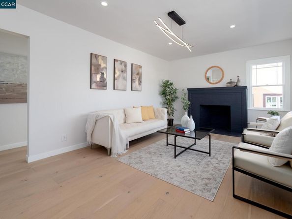 1515 Hampel St, Oakland CA 94602