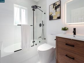 1515 Hampel St, Oakland CA 94602