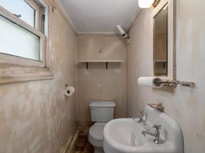 5901 Burlingame Avenue, Richmond CA 94804