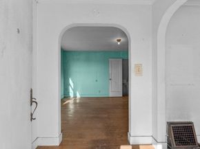 5901 Burlingame Avenue, Richmond CA 94804