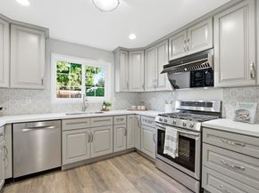 7728 Hazelnut Dr, Newark CA 94560