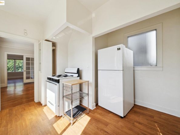 309 63rd Street, Oakland CA 94618