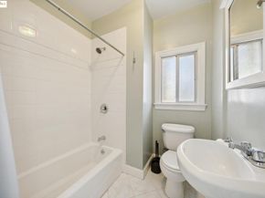 309 63rd Street, Oakland CA 94618