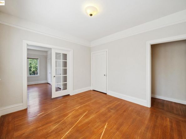 309 63rd Street, Oakland CA 94618