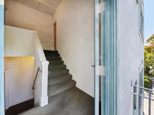 309 63rd Street, Oakland CA 94618