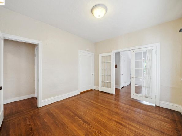 309 63rd Street, Oakland CA 94618