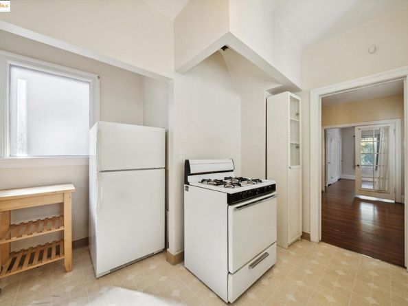 309 63rd Street, Oakland CA 94618