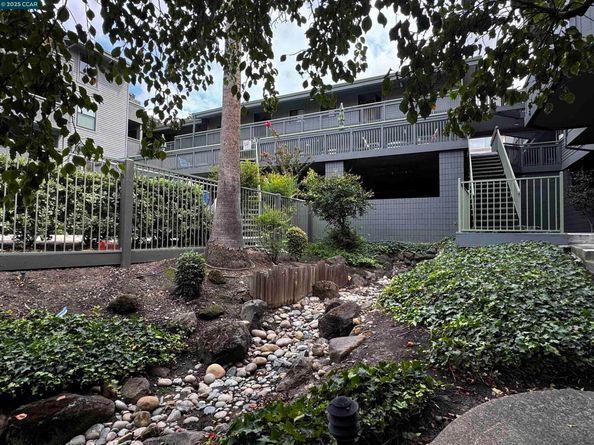 1640 San Miguel Dr, Walnut Creek CA 94596