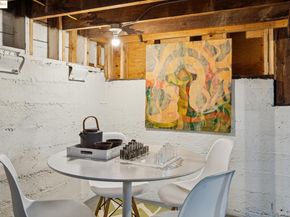 6218 MANOA St, Oakland CA 94618