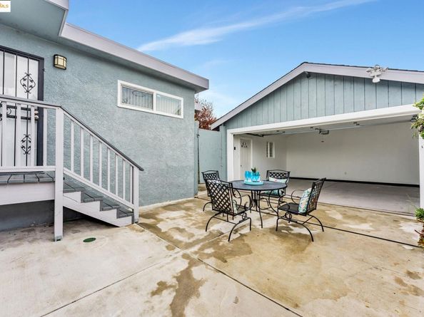 5712 Adeline St., Oakland CA 94608