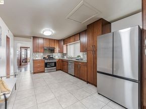 5712 Adeline St., Oakland CA 94608