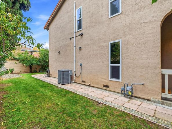 2327 Royal Ann Dr, Union City CA 94587