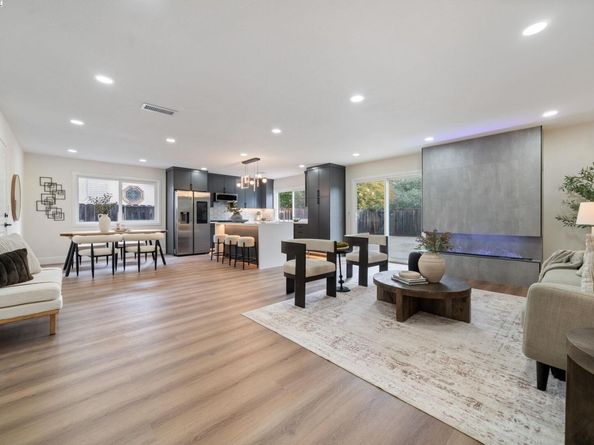 31314 San Andreas Dr, Union City CA 94587