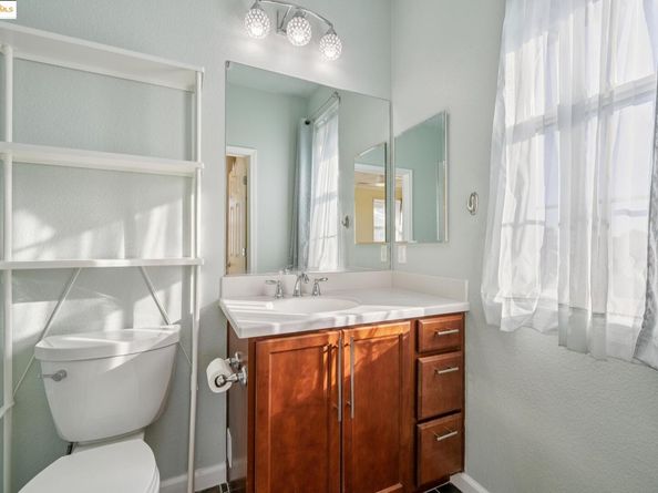 3401 Jetty Dr, Richmond CA 94804