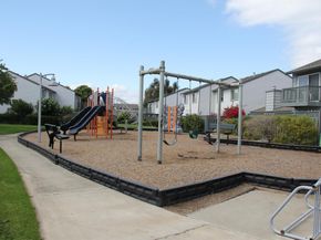 822 Magellan Ln, Foster City CA 94404