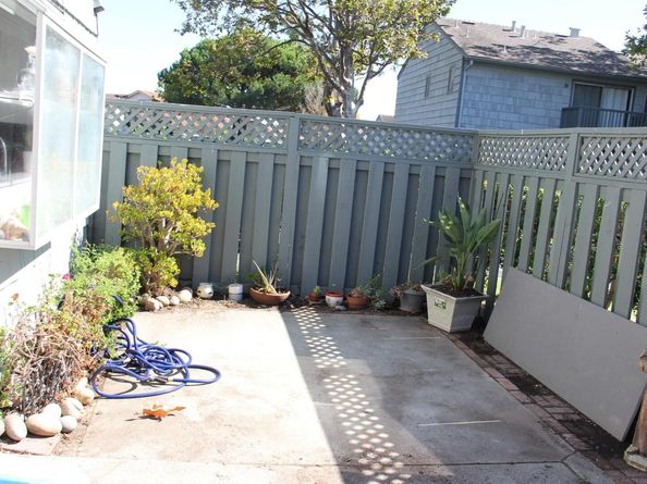822 Magellan Ln, Foster City CA 94404
