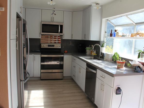 822 Magellan Ln, Foster City CA 94404