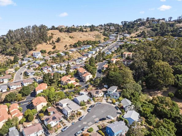 7318 Gladys Ave, El Cerrito CA 94530