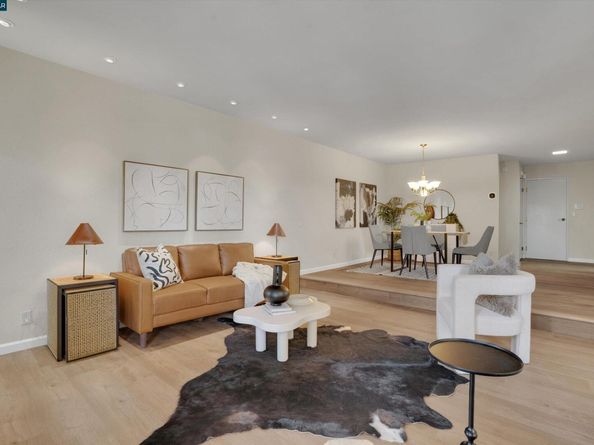 1120 Holmes Way, Hayward CA 94541