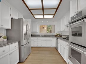 1120 Holmes Way, Hayward CA 94541