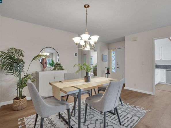 1120 Holmes Way, Hayward CA 94541