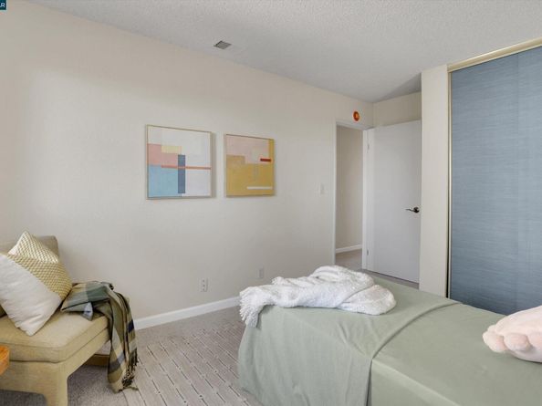 1120 Holmes Way, Hayward CA 94541