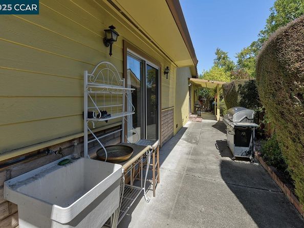 645 Keith Ct, Walnut Creek CA 94597