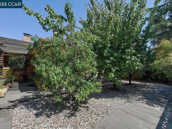 645 Keith Ct, Walnut Creek CA 94597