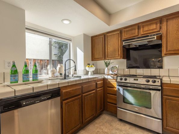 6056 Corte Encinas, Pleasanton CA 94566
