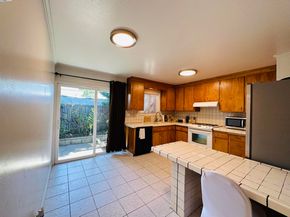 25132 Del Mar Avenue, Hayward CA 94542