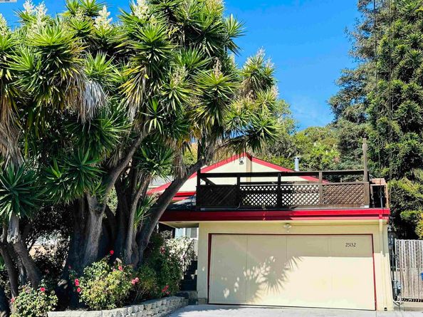 25132 Del Mar Avenue, Hayward CA 94542