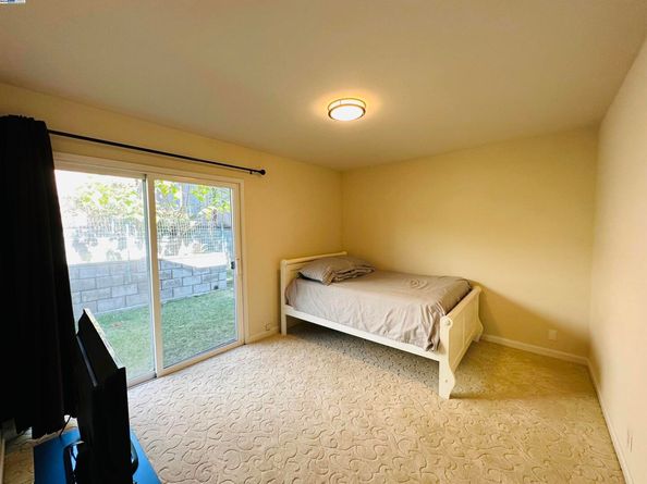 25132 Del Mar Avenue, Hayward CA 94542