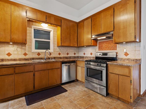 1444 14th Street, Oakland CA 94607