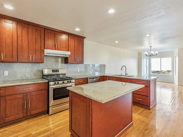 1580 Great Hwy 4, San Francisco CA 94122