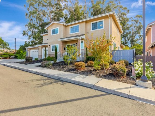 4597 Edwards Ln., Castro Valley CA 94546
