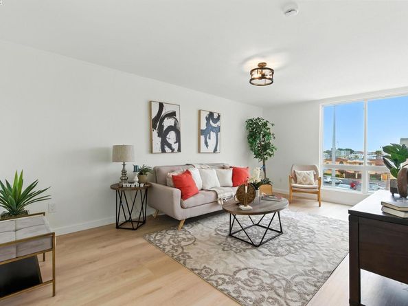100 Byrne St, Daly City CA 94014