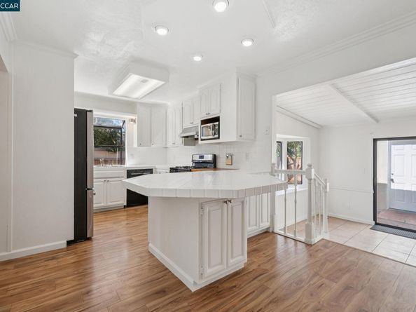 619 Beatrice Street, San Leandro CA 94579