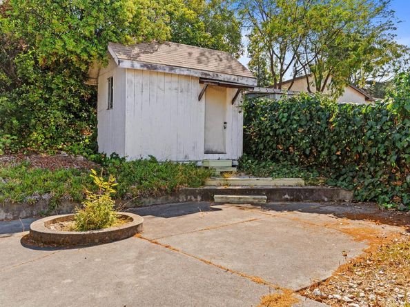 767 Marlesta Rd, Pinole CA 94564
