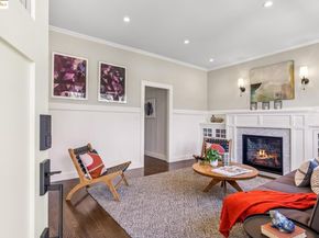 3887 Forest Hill, Oakland CA 94602