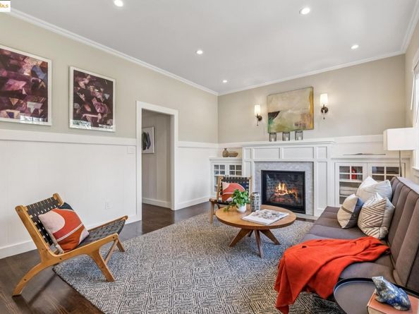 3887 Forest Hill, Oakland CA 94602